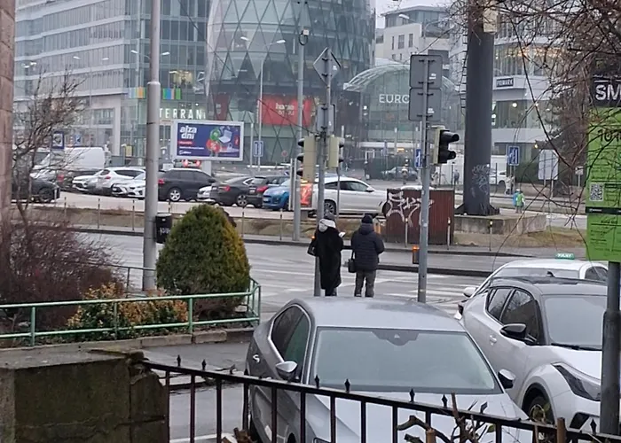 Διαμέρισμα B10 *